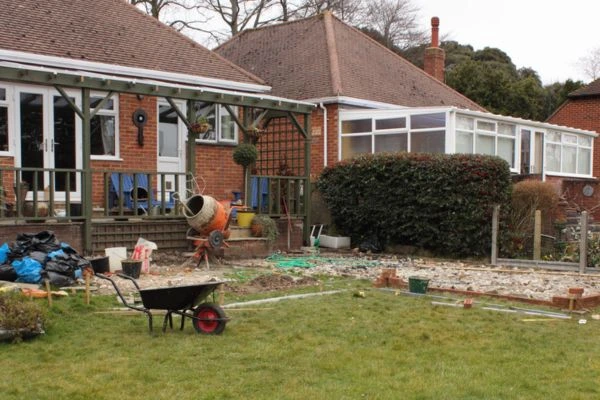 Understand the importance of boundary walls Ashtead contact Jason edworthy party wall surveyors today!